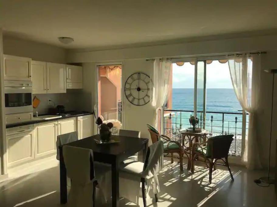Victoria Bilocale Centro Citta E Vista Mare Appartement Menton Buitenkant foto